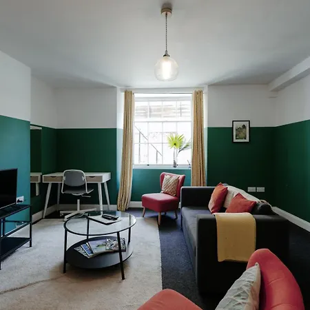 Daire Contemporary Garden Flat In Clifton Bristol